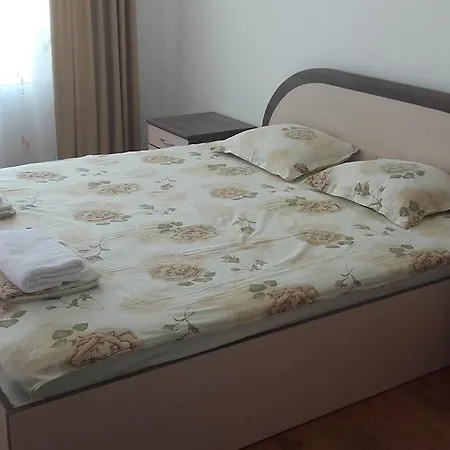Global Ville Apartcomplex Slăntjev Brjag